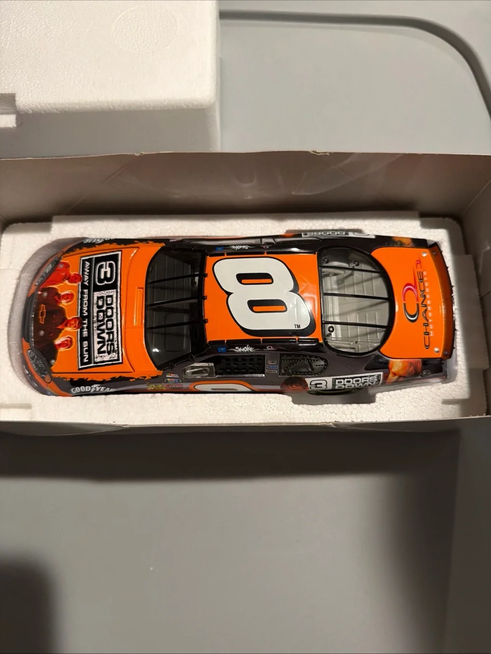 Race Fans Tony Stewart 2003 3 Doors Down Nascar 1/24 Diecast Action #8 Authentic